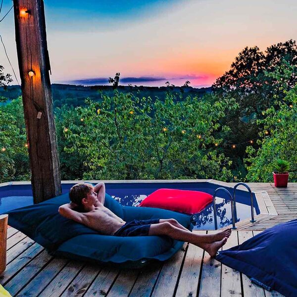 LIVEDECO - Pouf Extérieur, Outdoor, Jardin, Terrasse, Aubergine BiG52 Iron RAW