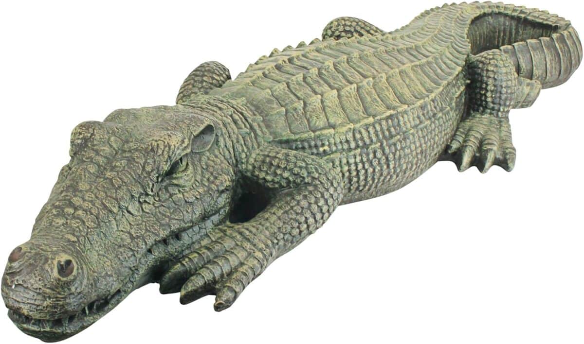 Avis sculpture d'alligator Design Toscano 94 cm
