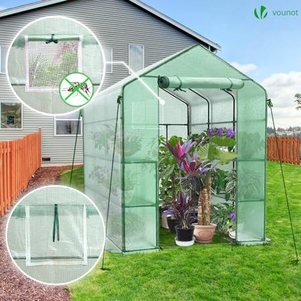 Test complet de la serre Vounot PE avec étagères : un allié précieux pour optimiser votre espace de culture au jardin.