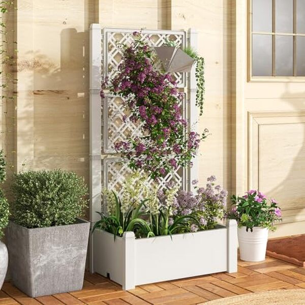 Découvrez notre test complet de la jardinière surélevée Costway avec arrosage intégré et treillis : une solution pratique pour cultiver vos plantes facilement.