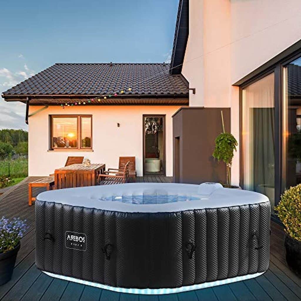 Test du spa gonflable Arebos avec LED et 100 jets de massage