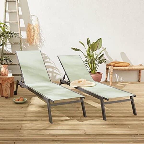 Découvrez notre test complet des transats Alice's Garden Elsa : qualité, durabilité et esthétique pour vos moments de détente en extérieur. Avis et comparatif.