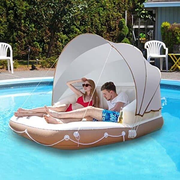 Découvrez notre test complet du matelas gonflable lounge KOMFOTTEU 2 places avec auvent et flotteur. Confort, durabilité et avis détaillés pour bien choisir votre matelas de piscine. 