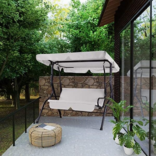 Découvrez notre test détaillé de la balancelle de jardin Hollywood : confort exceptionnel, robustesse éprouvée et avis d'expert pour votre achat. 